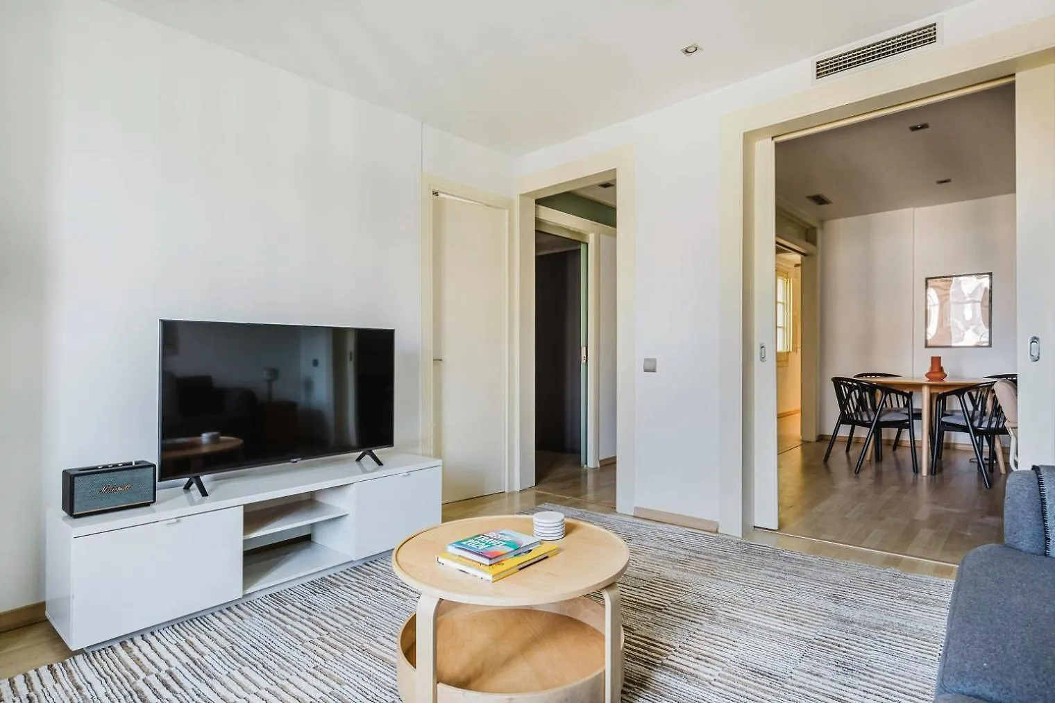 Blueground La Dreta De Leixample Elev Washer Bcn-151 Barcelona Apartment